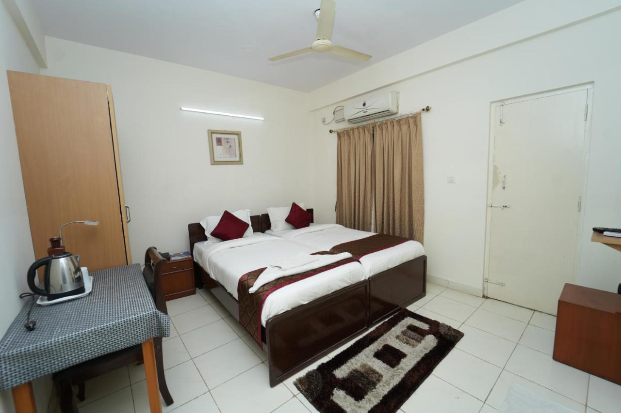 Hotel Siesta Bellandur Bangalore Exterior foto